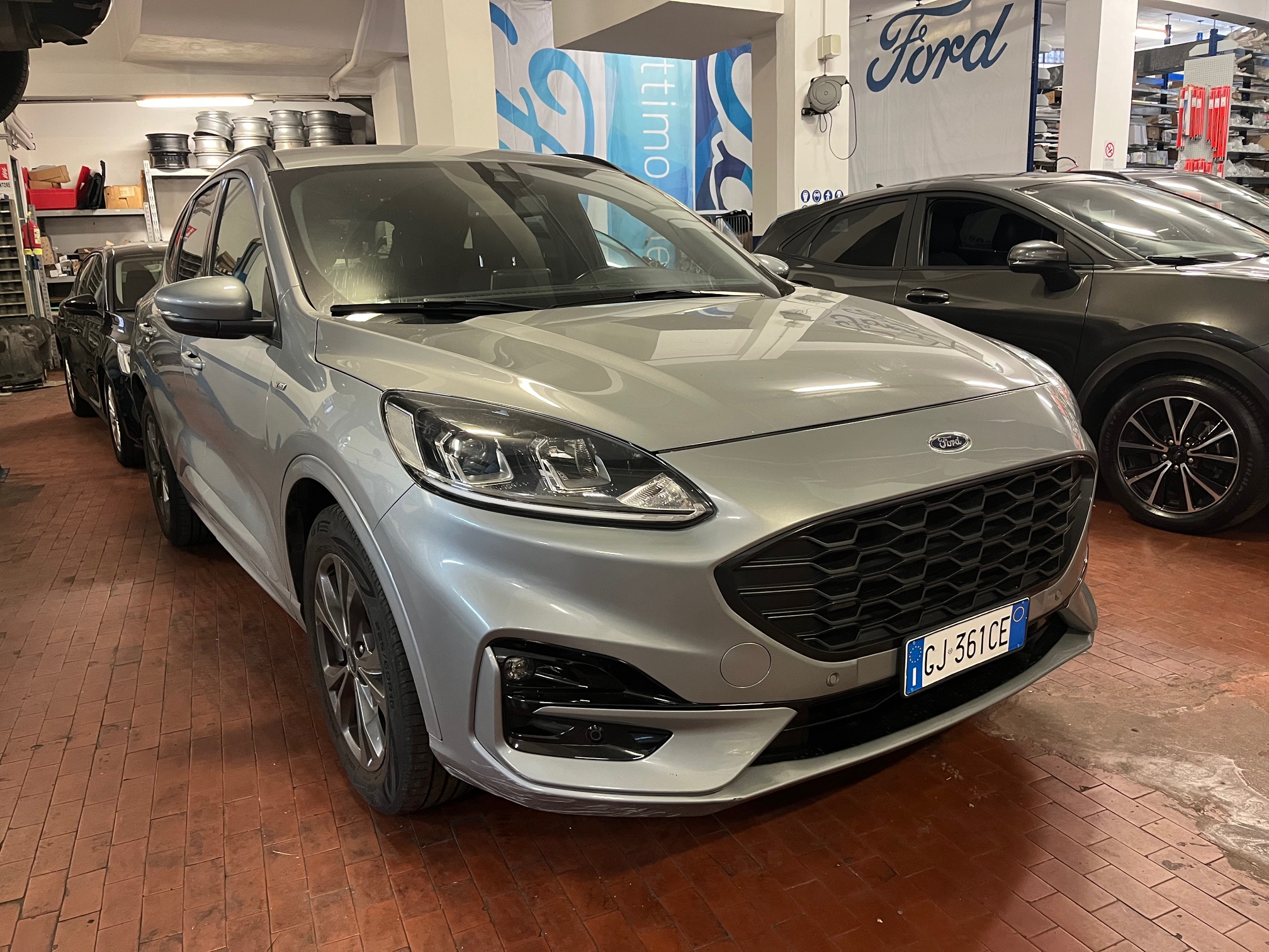 Ford Kuga 1.5 EcoBlue 120 CV automatica 2WD ST-Line